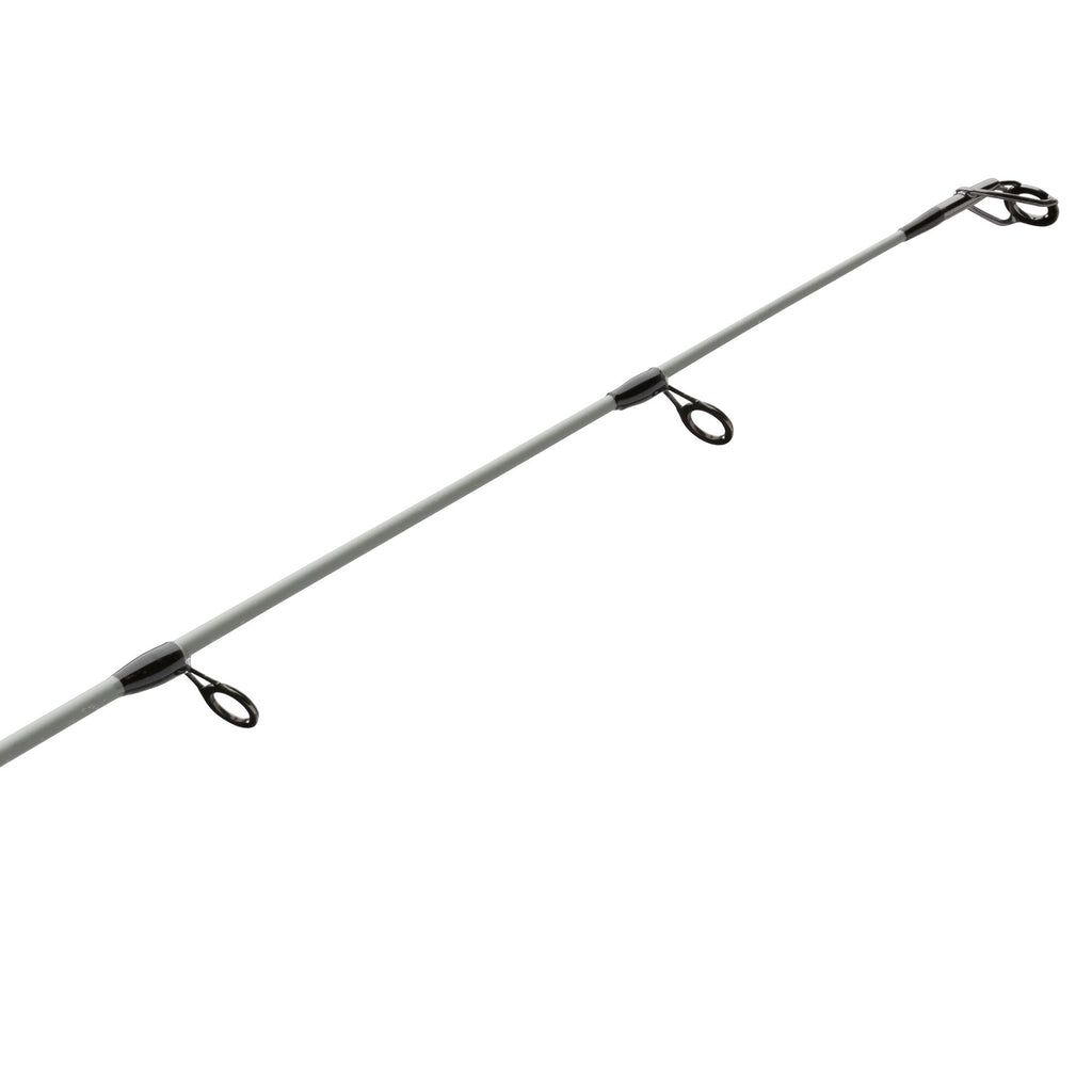 PENN Battle® IV LE Spinning Combo
